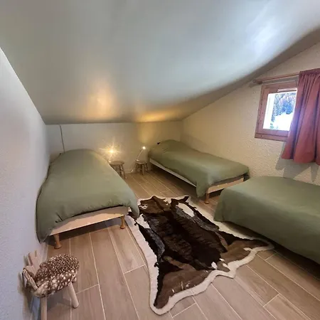 6 Pers, Plagne 1800, Avec Parking Et Acces Piscine - Fr-1-351-261 *