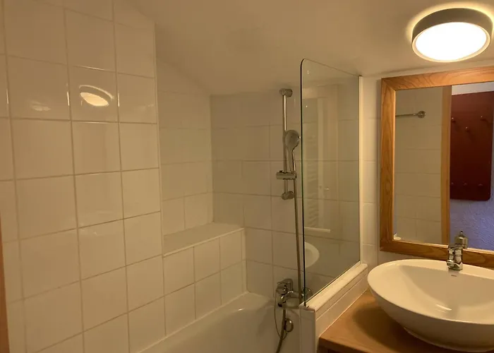 6 Pers, Plagne 1800, Avec Parking Et Acces Piscine - Fr-1-351-261