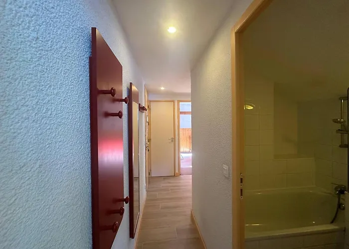 公寓 6 Pers, Plagne 1800, Avec Parking Et Acces Piscine - Fr-1-351-261 拉普拉涅