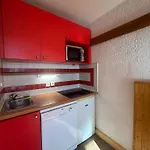 Apartment 6 Pers, Plagne 1800, Avec Parking Et Acces Piscine - Fr-1-351-261 *
