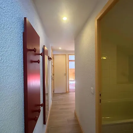 Apartamento 6 Pers, Plagne 1800, Avec Parking Et Acces Piscine - Fr-1-351-261 La Plagne